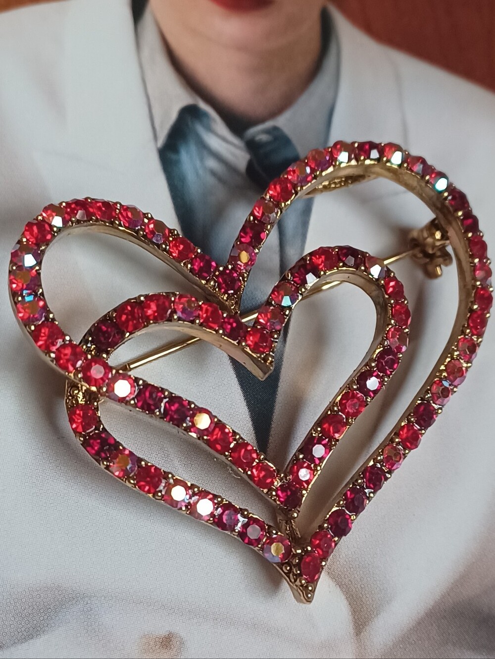 Vintage Red Crystal Encrusted Interlocking Open Double Heart Brooch Pendant❤️✨️